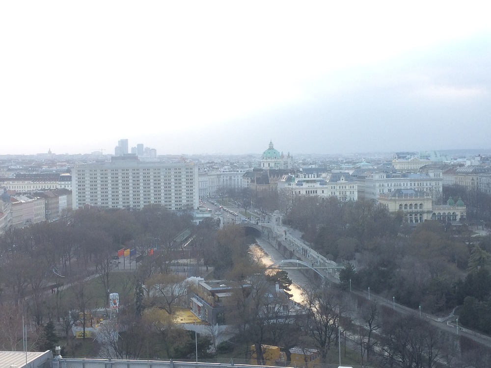 Hilton Vienna Lounge View